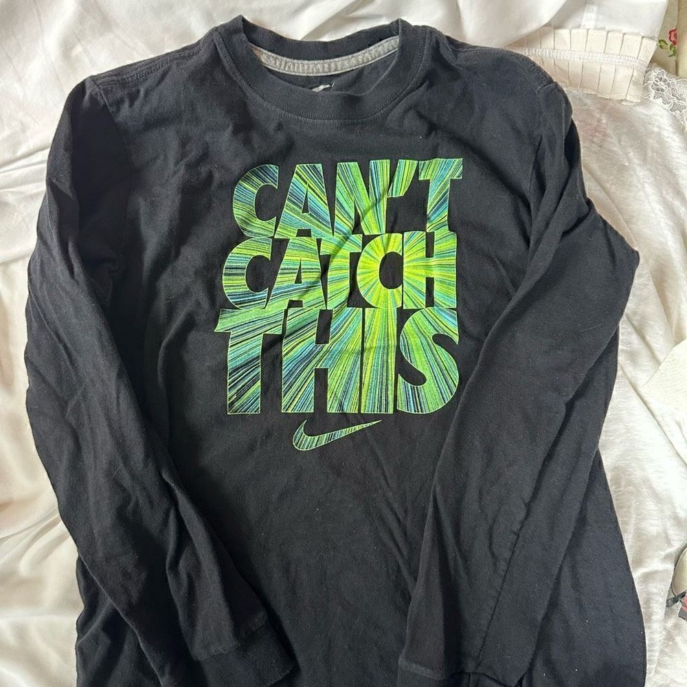 Under Armour boys graphic T-shirt size YLX